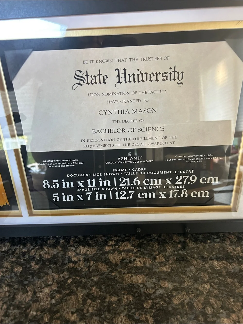 ASHLAND CLASS OF 2026 F DOCUMENT,PHOTO,TASSEK MATTED FRAME OPENING NWT